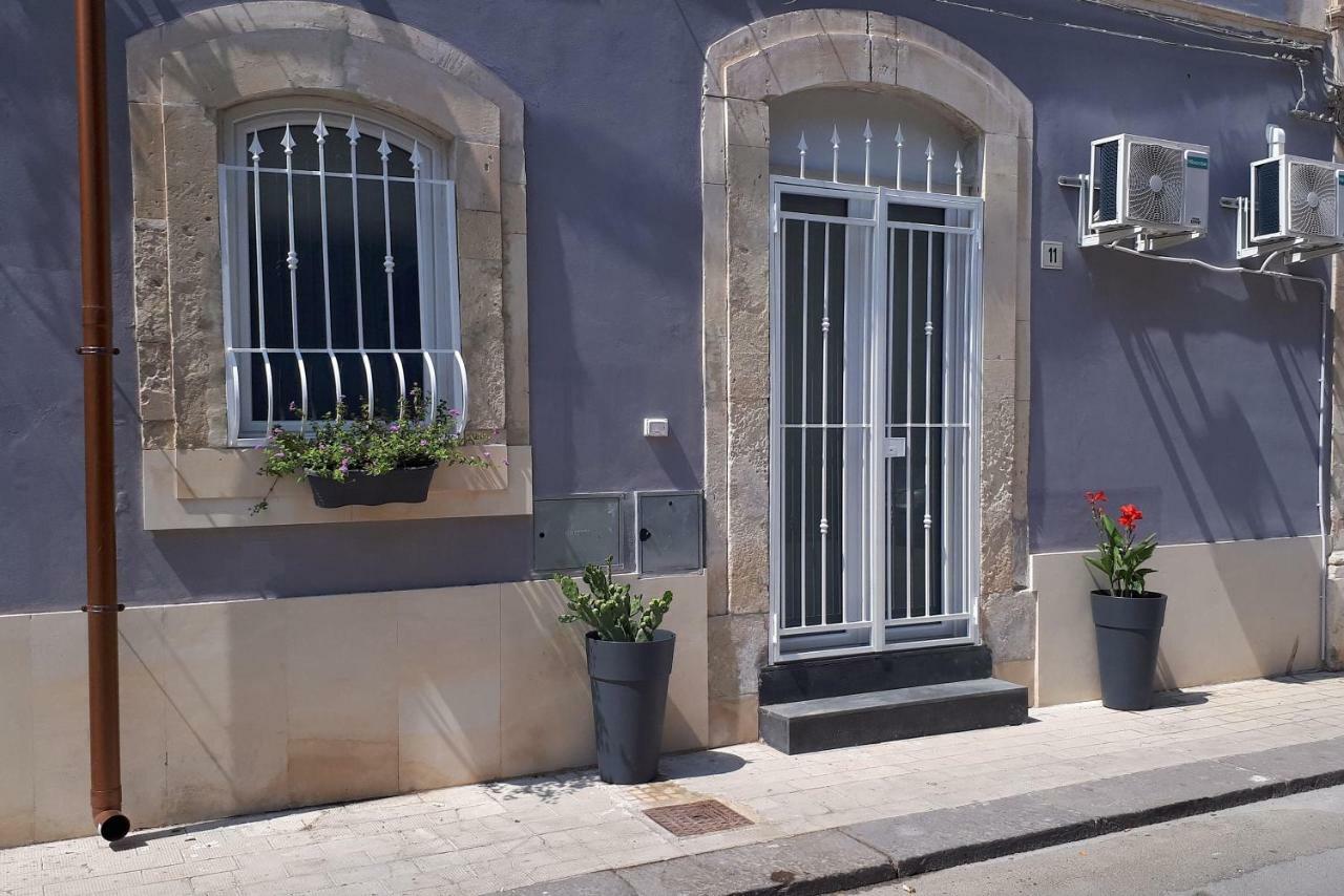 Eleven Villa Syracuse Exterior photo